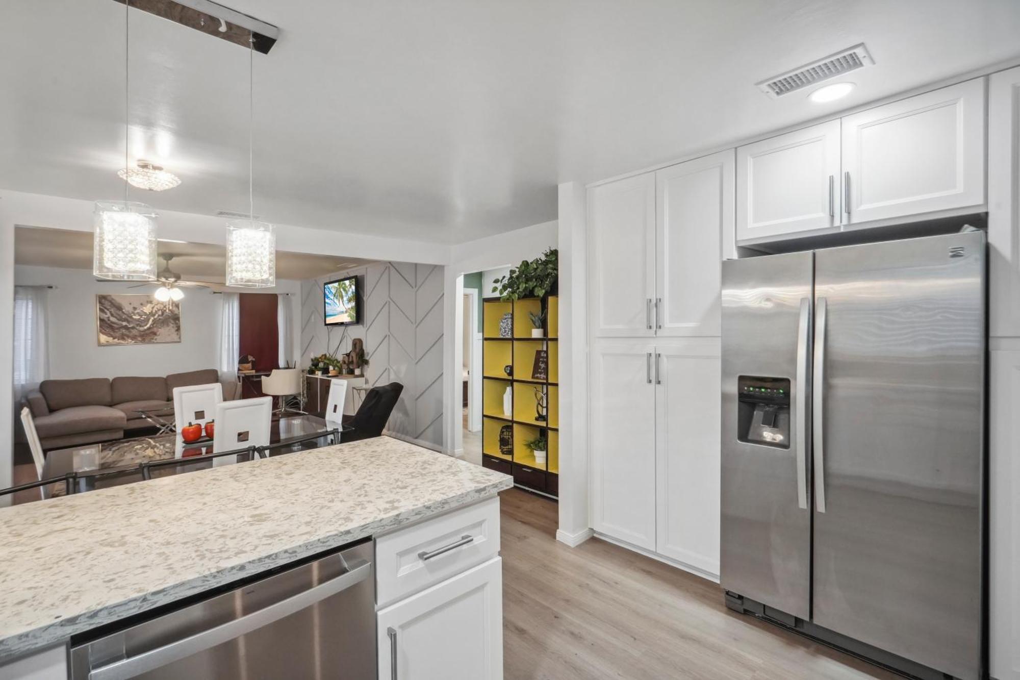 Cozy Single Story 2 Bdrm Family Home Near The Blvd Lancaster Exterior photo